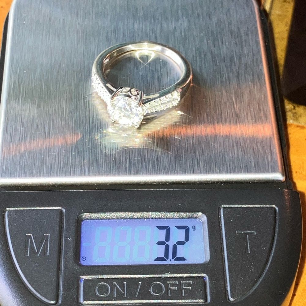 Genuine Moissanite Sterling Silver Ring Size 8 - Picture 7 of 9